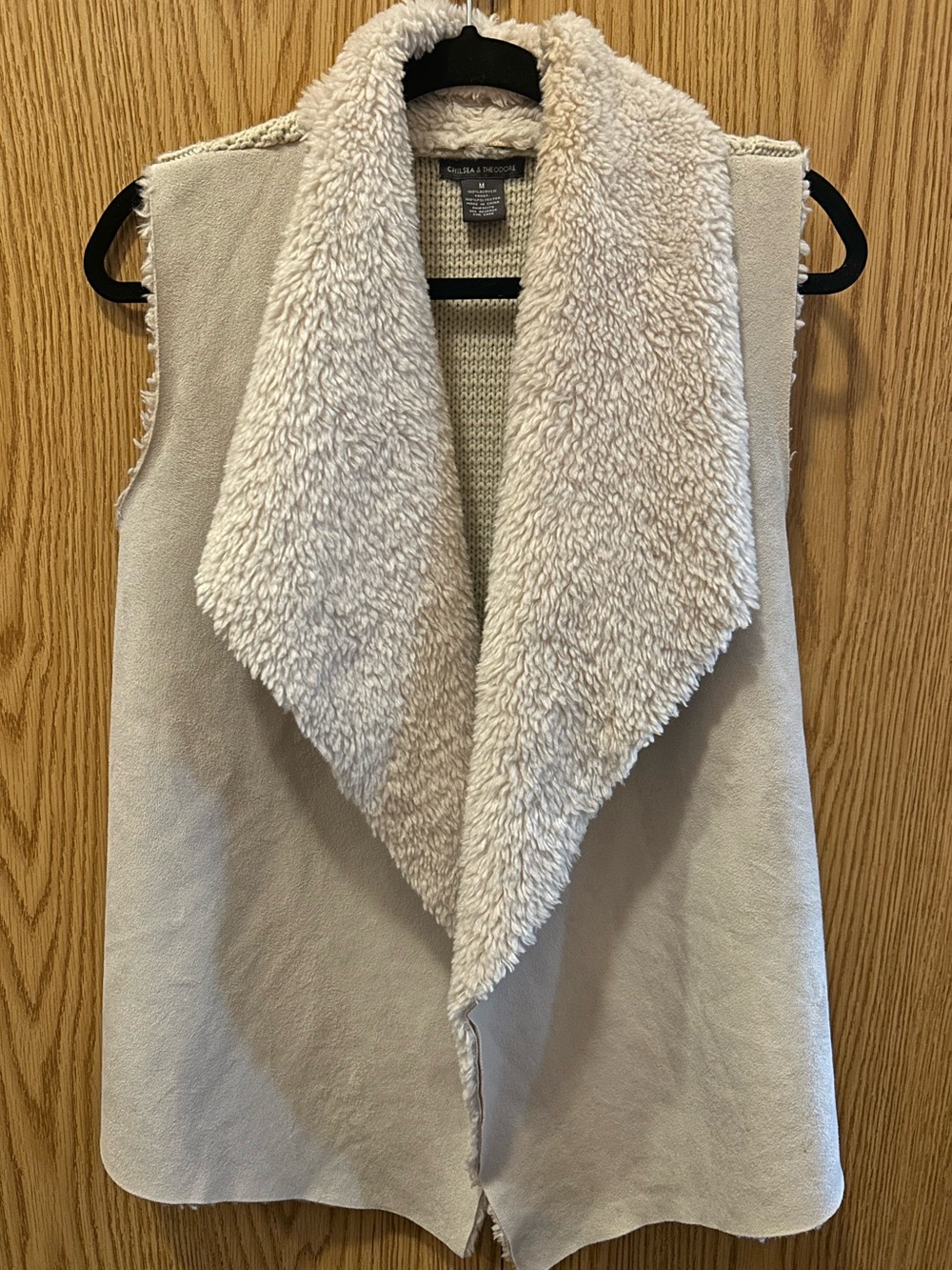 Chelsea & Theodore Women’s M Cream Sherpa Faux Suede Knit Draped Vest